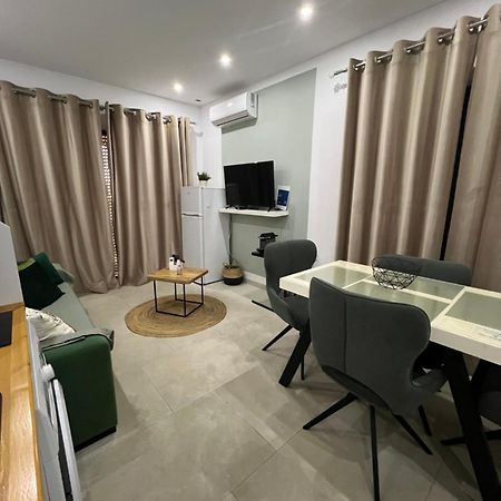 Apartment Artemis Himarë Eksteriør billede