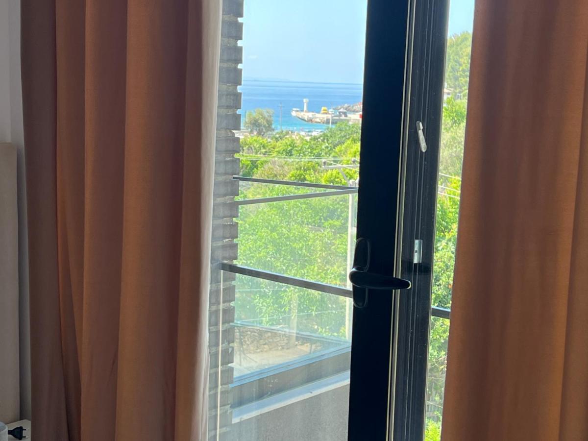 Apartment Artemis Himarë Eksteriør billede